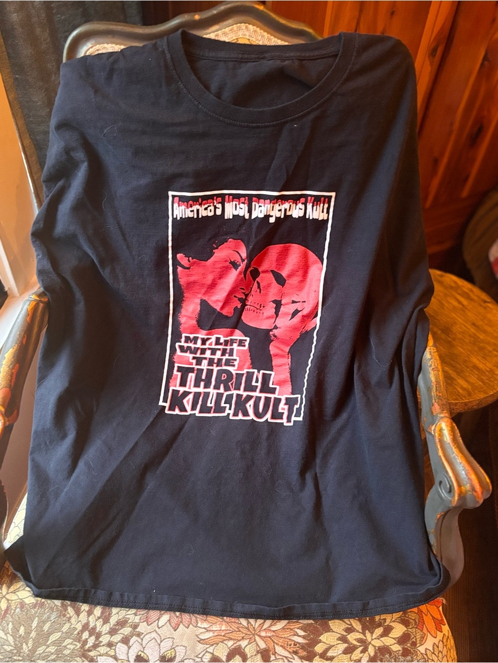 Black Short Sleeve Graphic Tee with Pink-Red Print